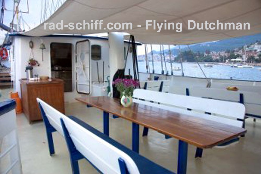 Flying Dutchman - Deck
